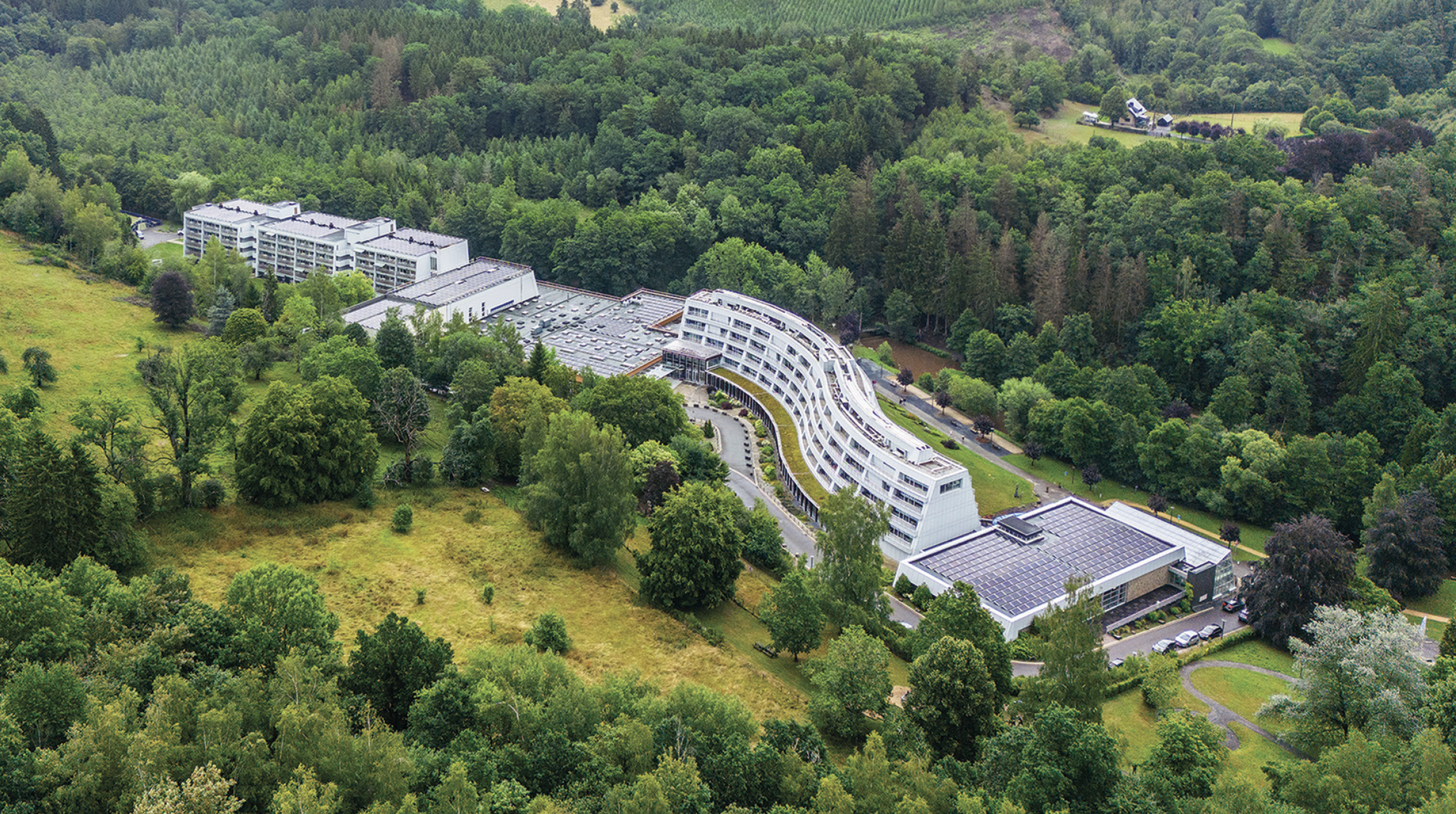 Vue aérienne du site de Vayamundo à Houffalize. Photo-Vayamundo MTB