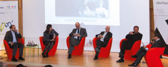 Lors de la conférence du 24 mars 2015, les intervenants ont également échangé leurs points de vue et leurs expériences au sein d'un panel de discussion composé, de g. à. dr., de Raoul Mulheims (cofondateur et CEO, Digicash Payments S.A.), Nataly Katan (Innovation Consultant, Deloitte Netherlands), Carlo Duprel (Head of Unit - Programme Development & Head of International Relations, FNR), Ludwig Neyses (vice-président chargé de la Recherche, Université du Luxembourg), Joël Duhr (Leader de l’Active Safety Start Center, Delphi) et le modérateur Luc Brucher (Partner et Leader Healthcare and Life Sciences, Deloitte Luxembourg). mind-and-market